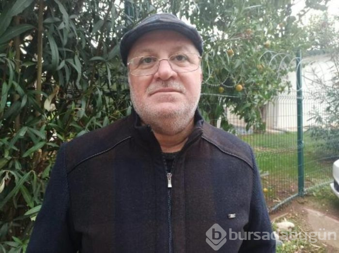 Mezar taşındaki fotoğrafları kırdılar!