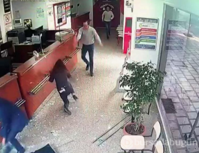 Otomobil önüne geleni ezdi