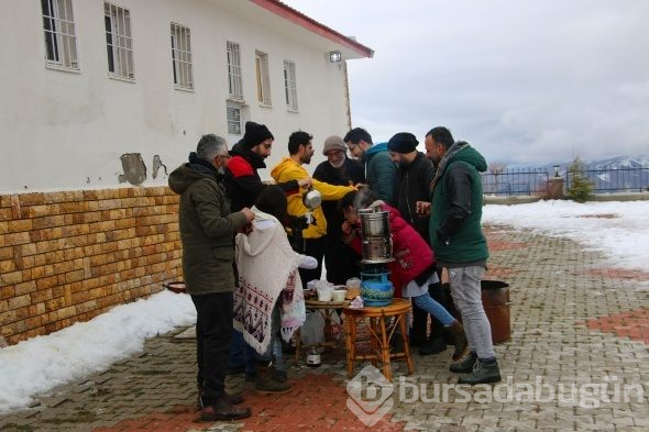 Hazarbaba da karla bulutların birlikteliği