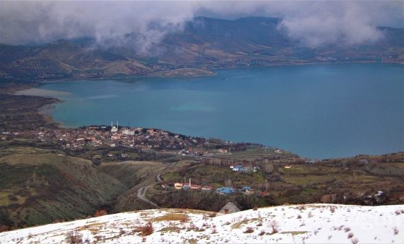 Hazarbaba da karla bulutların birlikteliği
