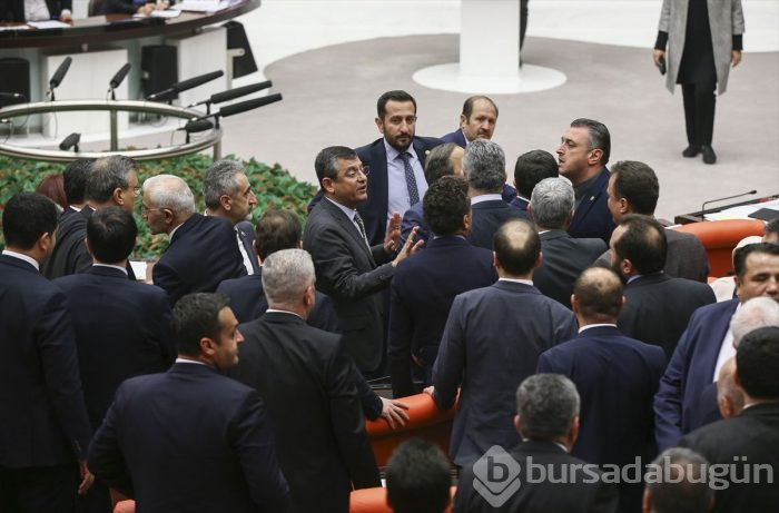 Masöz yüzünden meclis karıştı!