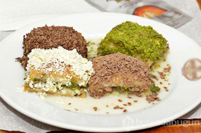  Üretip tüm Türkiye'ye gönderiyor!