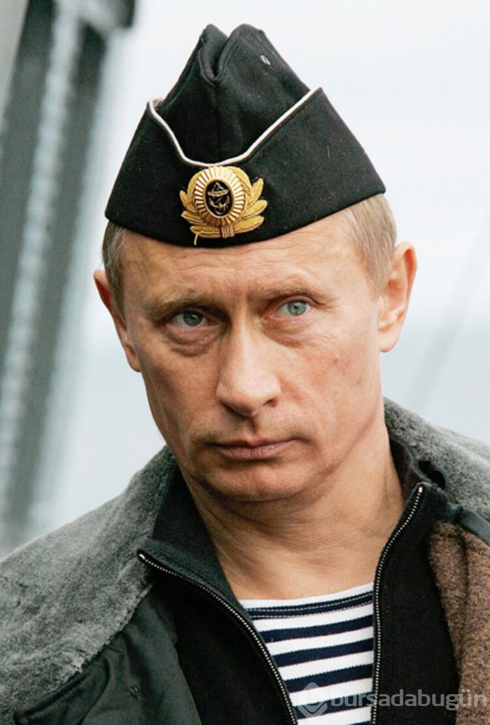 Vladimir Putin'i devlet başkanı yapan adam!