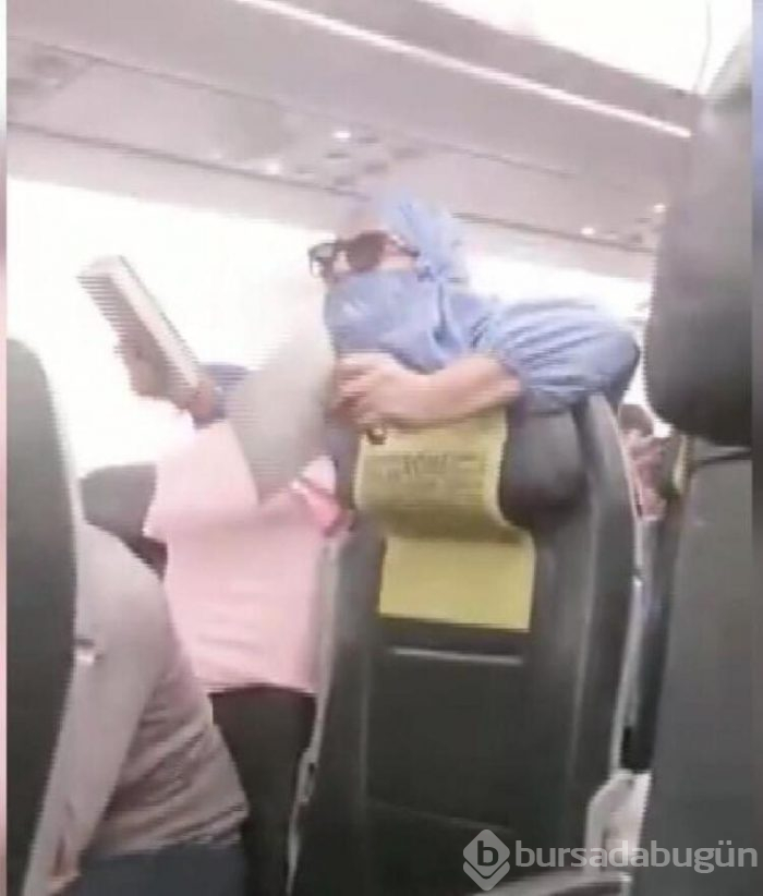 Uçakta olay çıkaran kadın, adliyede kendini yere attı!