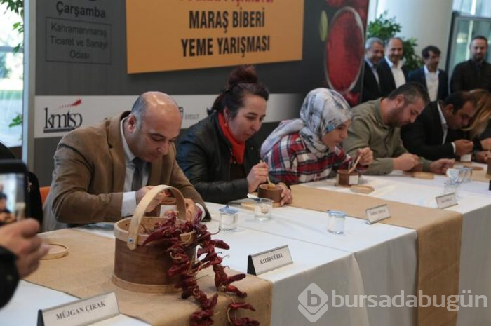 Türkiye'nin en acı biberini yemek için yarıştılar! 