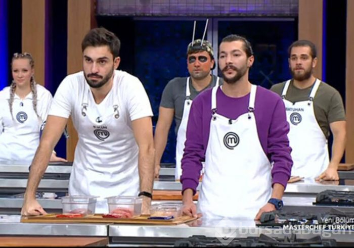 MasterChef'de yakalanma anı! Senin cebinde ne var?
