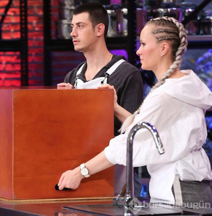 MasterChef'de yakalanma anı! Senin cebinde ne var?