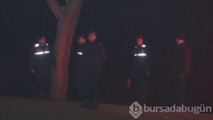 Tekneleri alabora olan 3 kişiden 2'si kayboldu!
