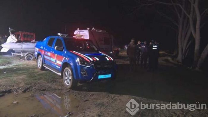 Tekneleri alabora olan 3 kişiden 2'si kayboldu!