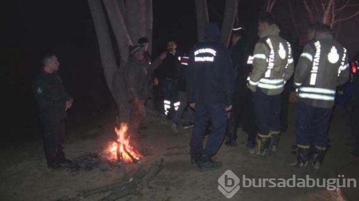 Tekneleri alabora olan 3 kişiden 2'si kayboldu!