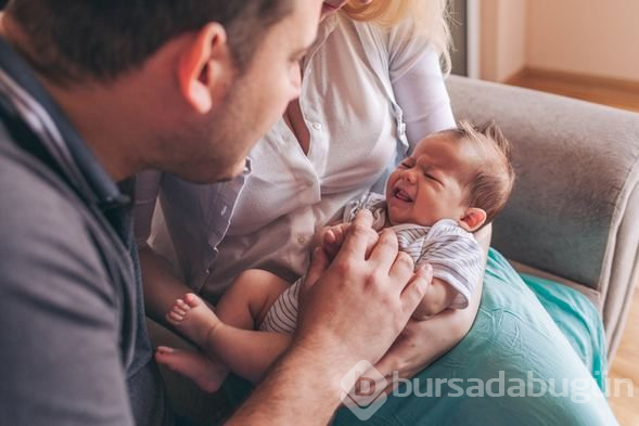 Bebekler ağlamalı mı? Faydalı mı zararlı mı?