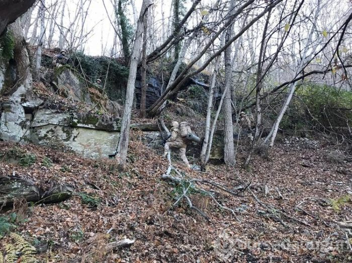 6 katlı PKK sığınağı bulundu!