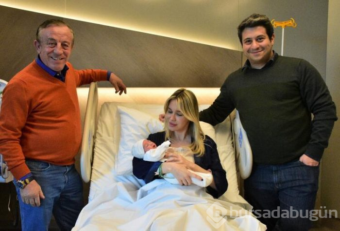 Ağaoğlu Ailesi'nin mutlu günü