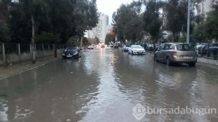 İzmir'de hayat felç oldu!