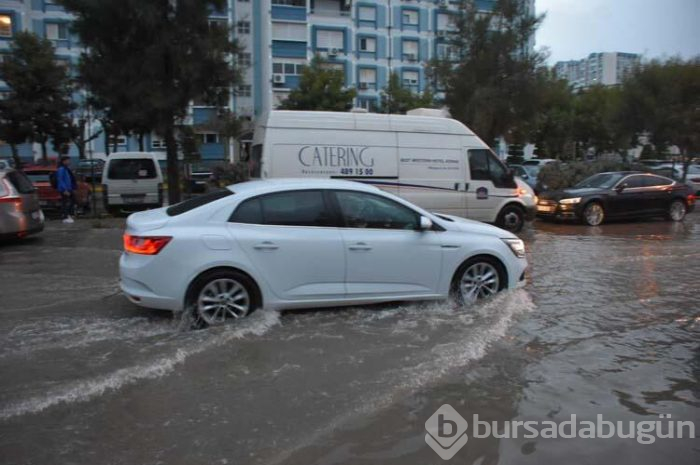İzmir'de hayat felç oldu!