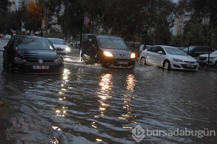 İzmir'de hayat felç oldu!