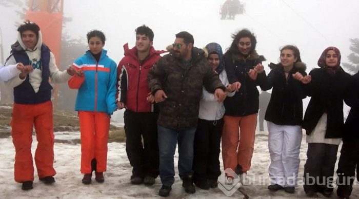 Yetim çocukların yüzü Uludağ'da güldü