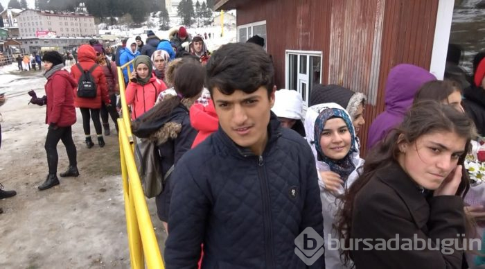 Yetim çocukların yüzü Uludağ'da güldü