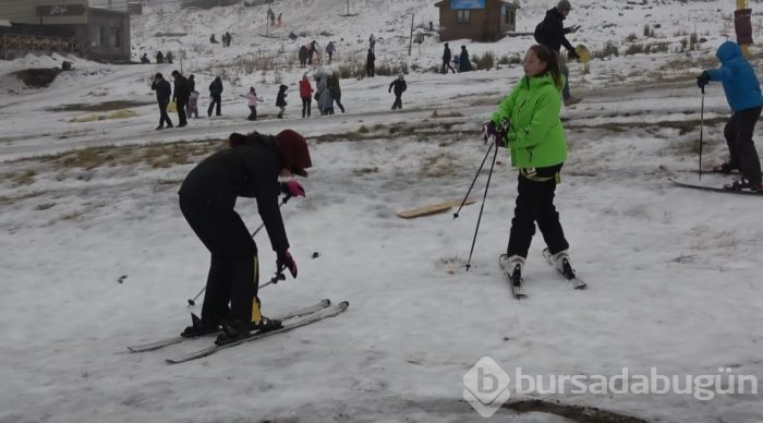 Uludağ'da tatilci çok kar yok!