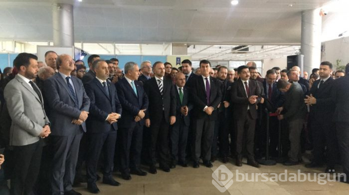 Bülent Arınç Bursa'da kitap fuarında