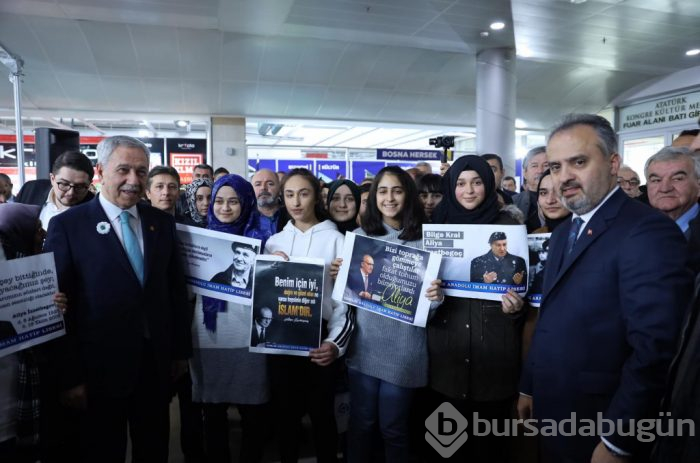 Bülent Arınç Bursa'da kitap fuarında