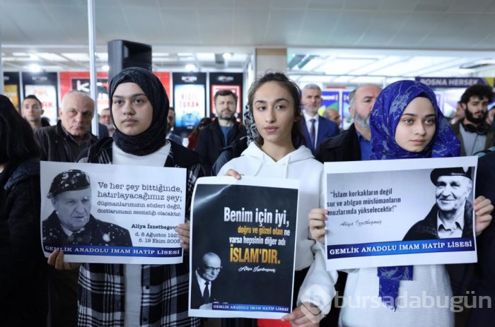 Bülent Arınç Bursa'da kitap fuarında