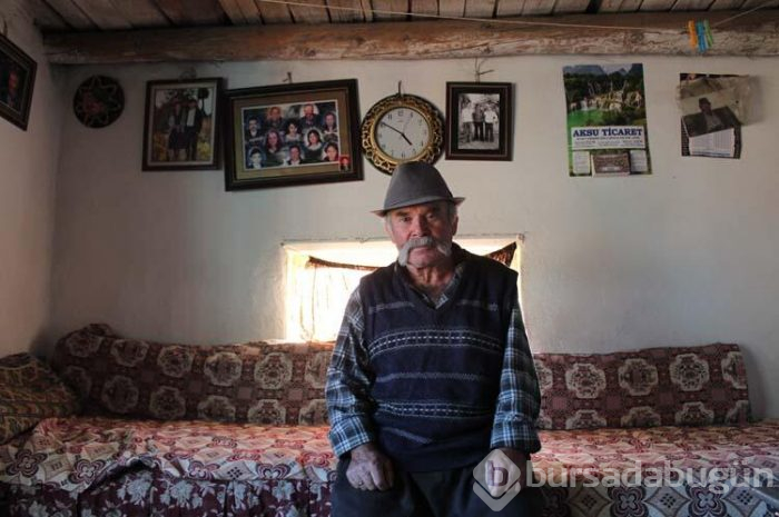 50 yıldır bıyıklarını kesmiyor! 