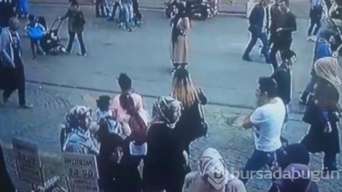 Yanındaki kadını dövdü!