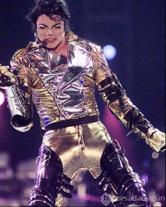 Michael Jackson geri döndü!