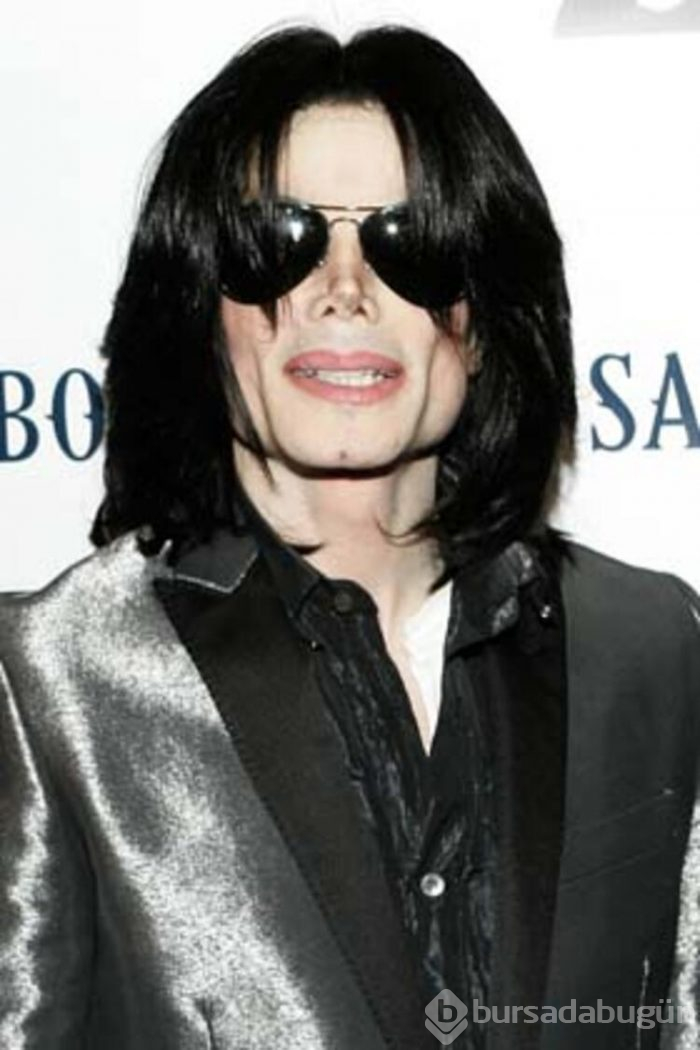 Michael Jackson geri döndü!