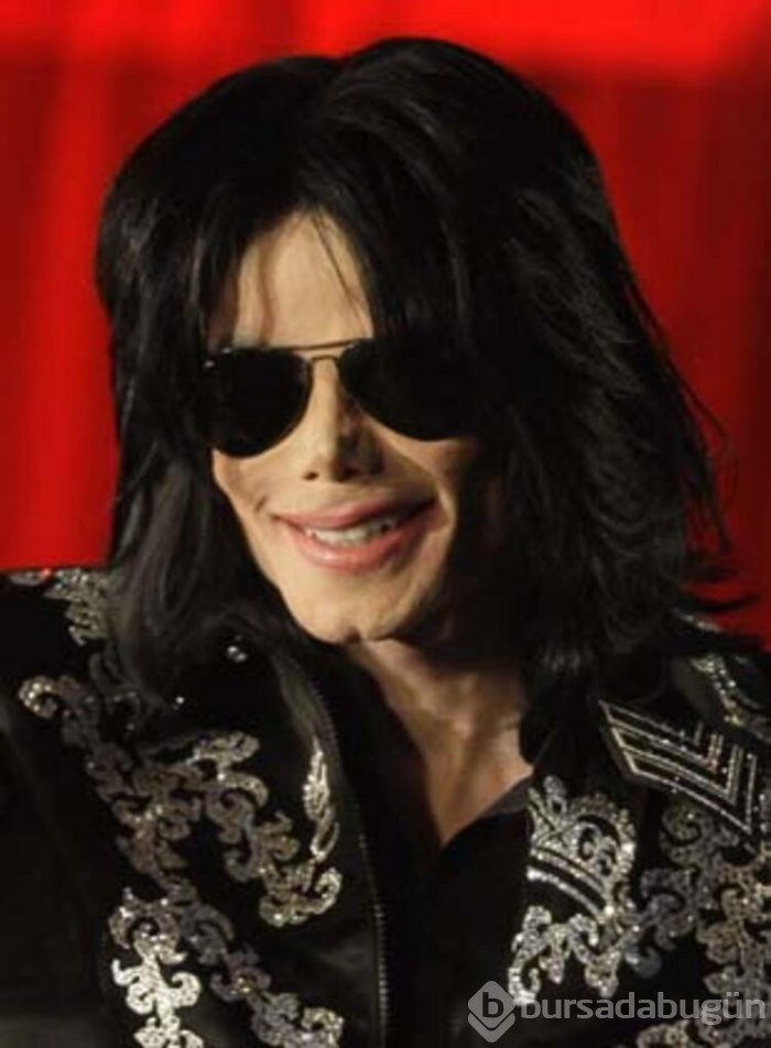 Michael Jackson geri döndü!