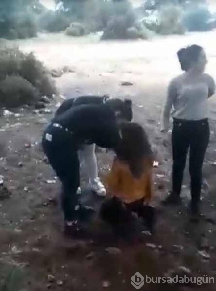 Liseli kıza ormanda dehşeti yaşattılar!