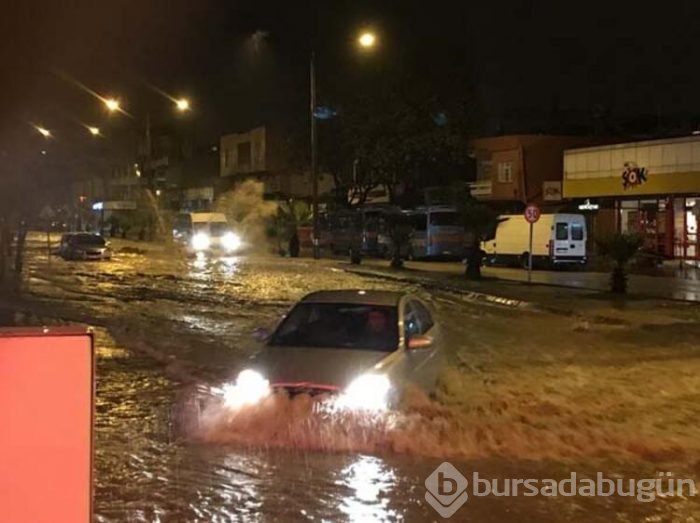 Evlerinden botla çıktılar