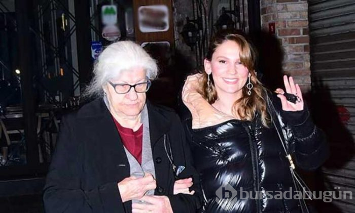 Farah Zeynep Abdullah sevgilisiyle görütülendi