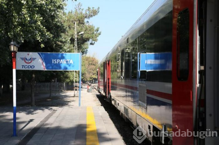 Göller Ekspresi'yle 8 saatlik keyifli yolculuk