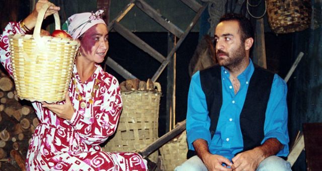 Yılmaz Erdoğan ve Demet Akbağ, Bir Demet Tiyatro'yu oynadı