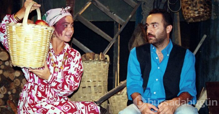 Yılmaz Erdoğan ve Demet Akbağ, Bir Demet Tiyatro'yu oynadı