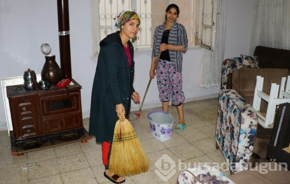 Uykuda su baskınına yakalandılar