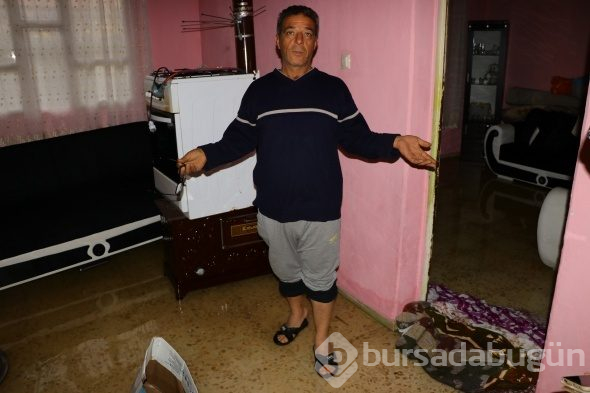 Uykuda su baskınına yakalandılar
