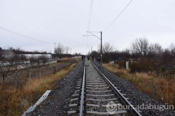 Kadın feci şekilde can verdi! Üzerinden tren...