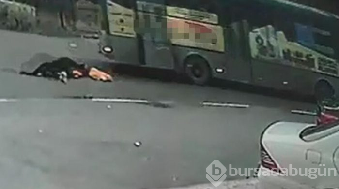 Otobüsten düşen kadın öldü