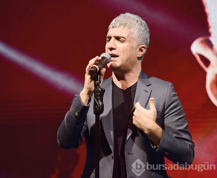 Yılbaşı sahnesinde ünlüler geçidi!