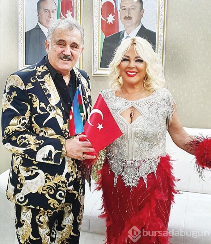 Yılbaşı sahnesinde ünlüler geçidi!