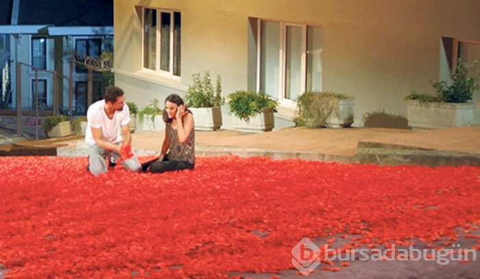 Onur Tuna'dan evlilik teklifi!