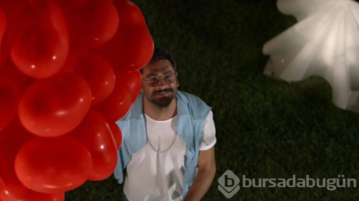 Onur Tuna'dan evlilik teklifi!