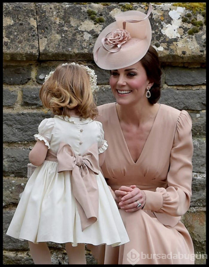 Kate Middleton: Kendini "kraliçe" ilan etmiş!
