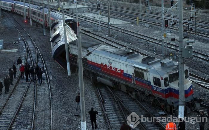 Ankara'da tren raydan çıktı!