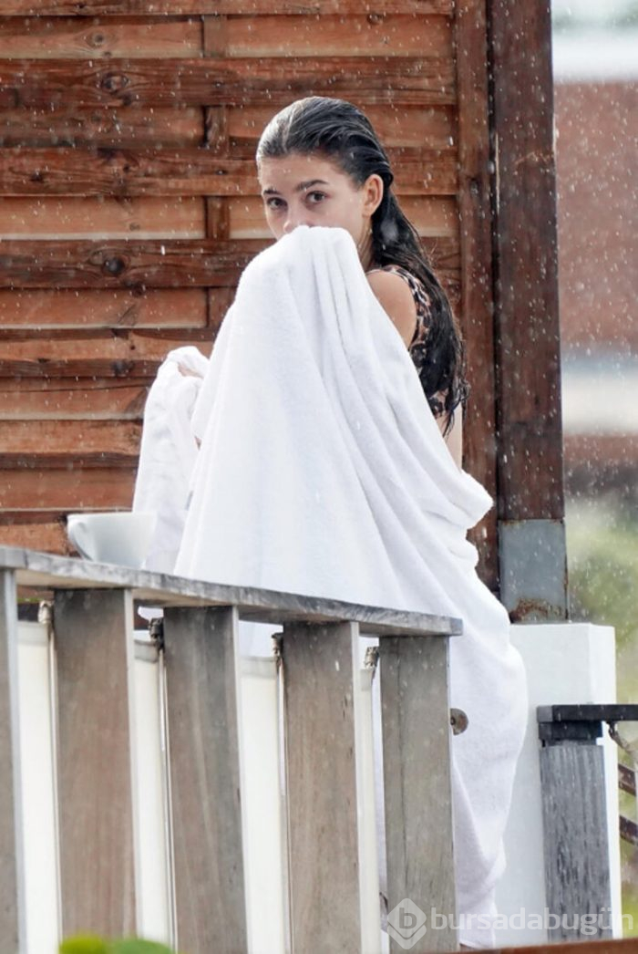 Leonardo DiCaprio ile sevgilisi Camila Morrone'nin tatil keyfi!