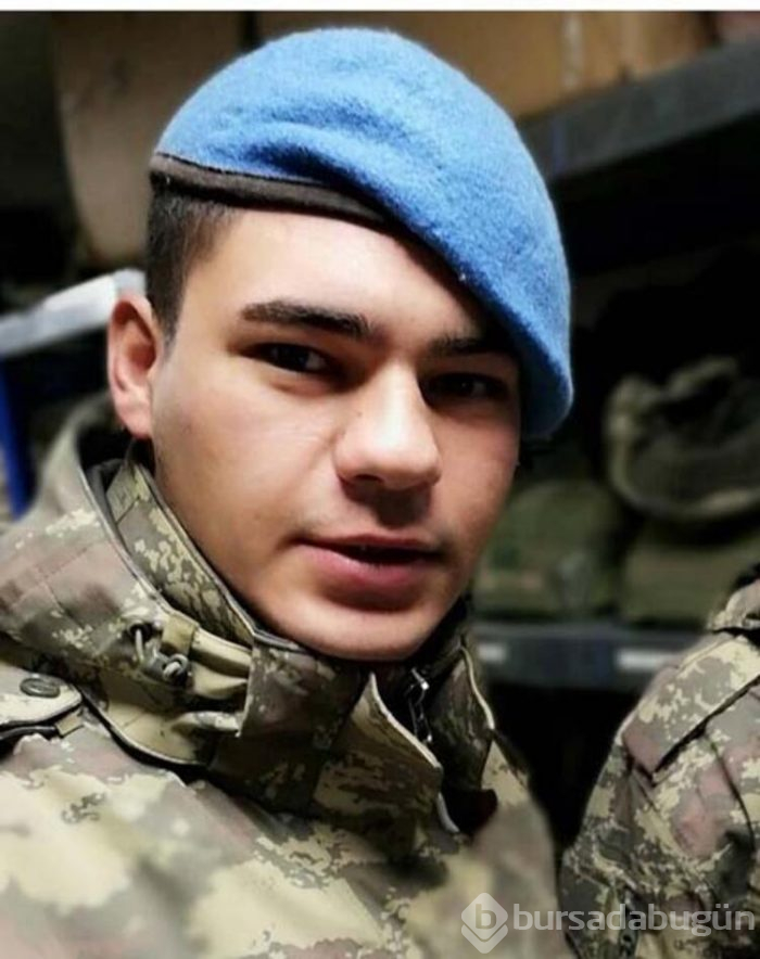 Şehit Berkay Işık gözyaşlarıyla son yolculuğuna uğurlandı