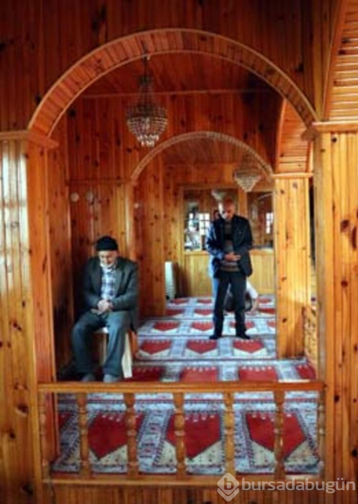 Caminin çivisi yok